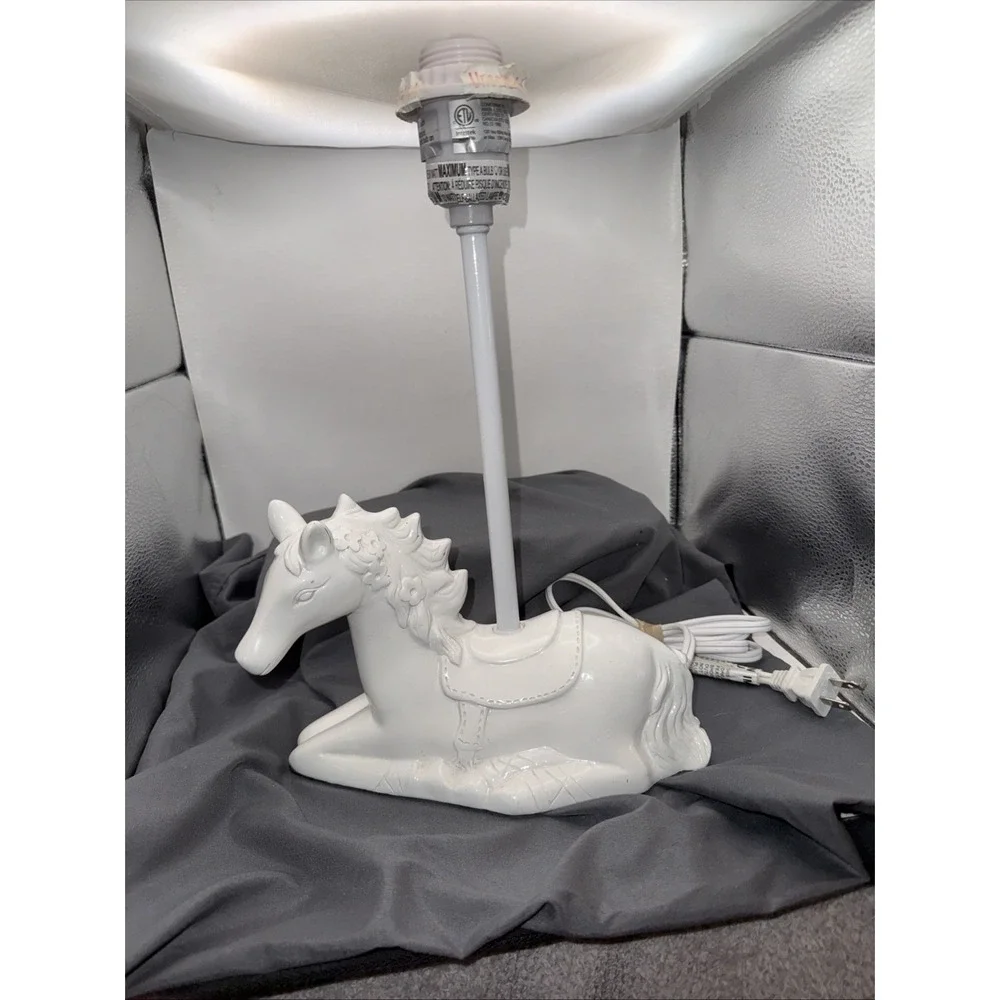 Circo Carousel White Horse Lamp WITHOUT SHADE - Tested Works